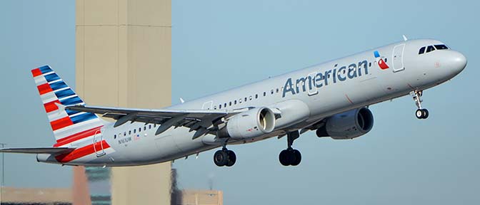 American Airbus A321-211 N161UW, Phoenix Sky Harbor, January 19, 2016